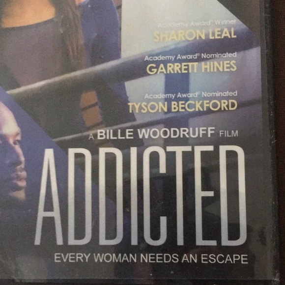 ADDICTED ⭐️⭐️⭐️⭐️⭐️ - Picture 2 of 6